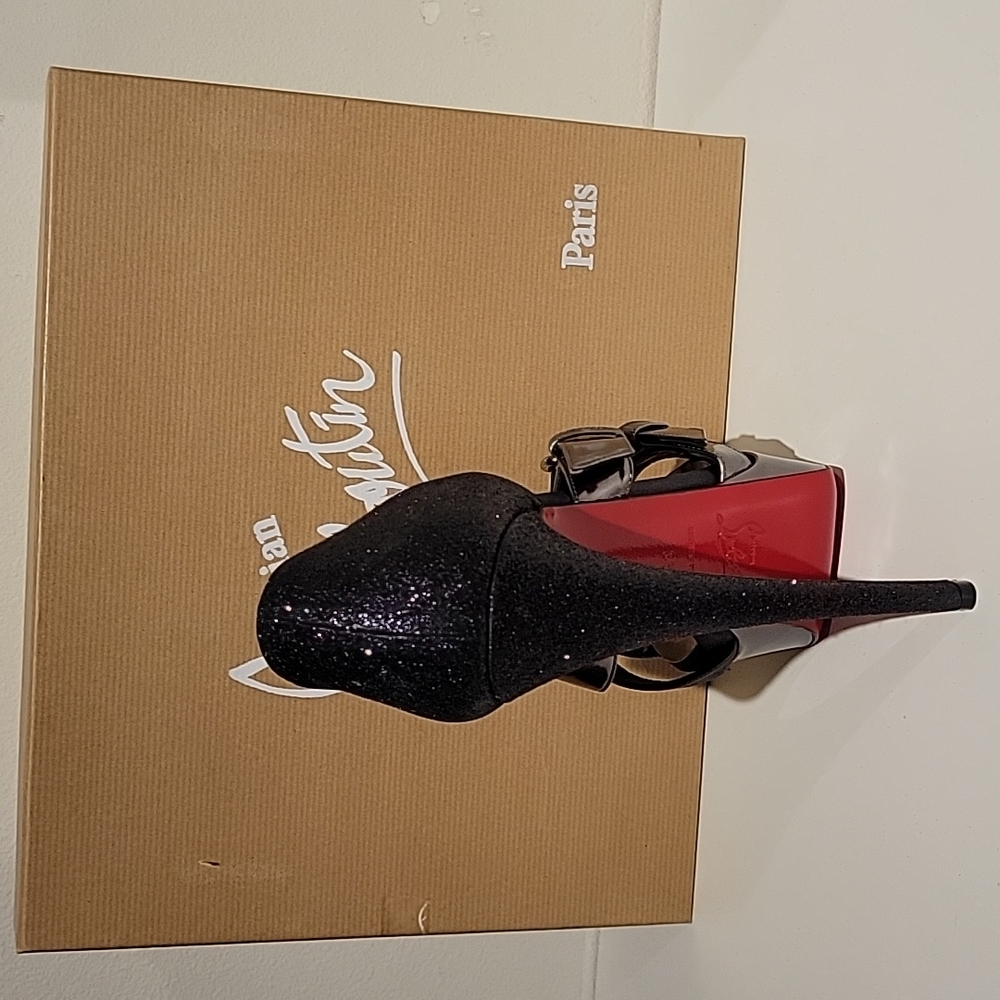 CHRISTIAN LOUBOUTIN HEELS - Picture 3 of 14